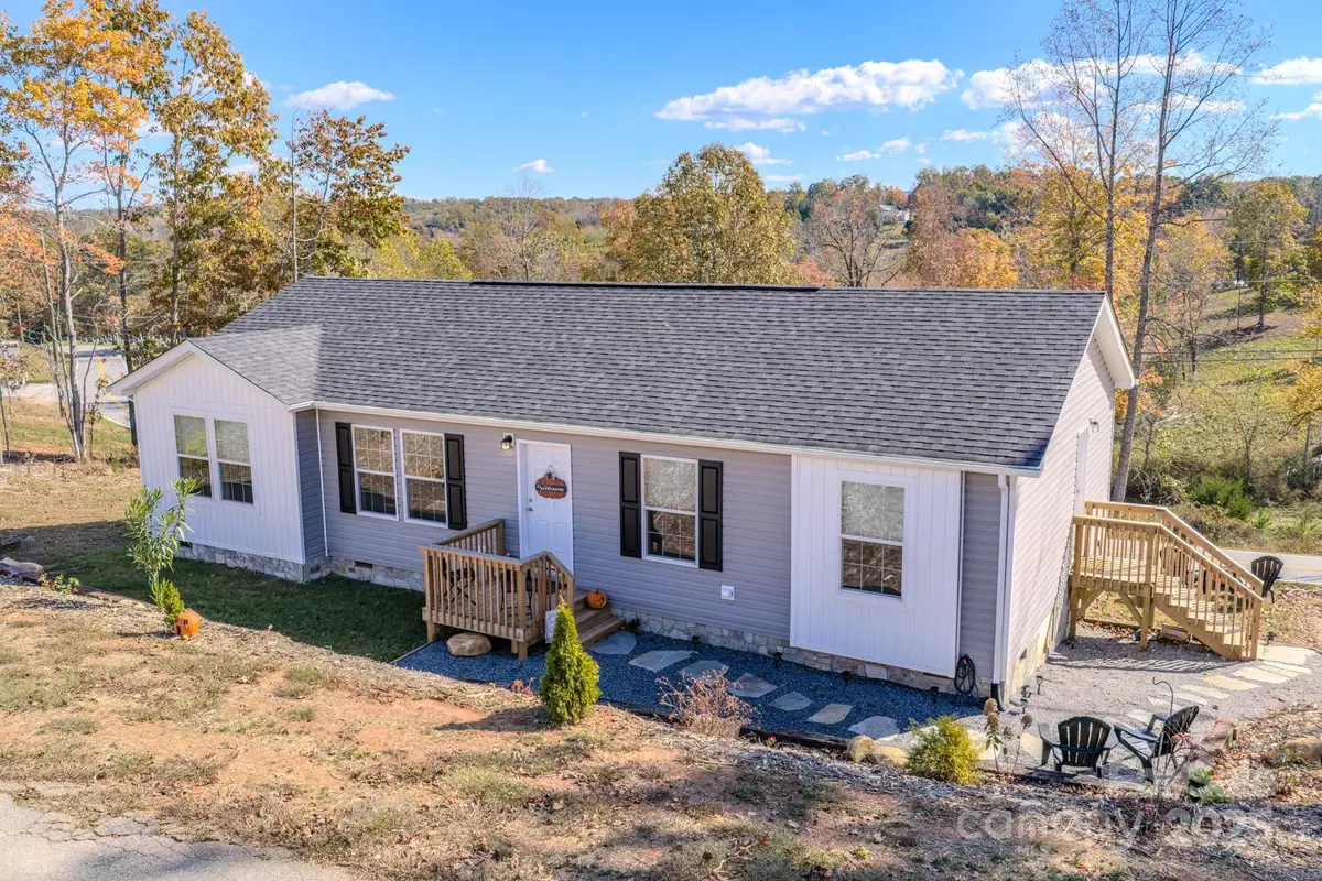 70 Cascades Drive S, Nebo, NC 28761 - Image #1