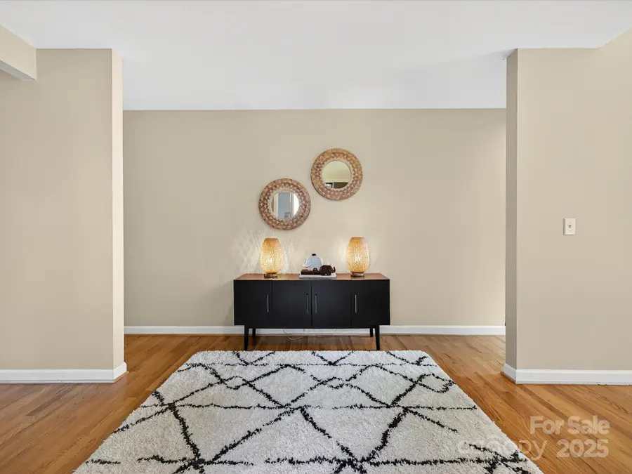 5125 Gamton Court, Charlotte, NC 28226 - Image #3