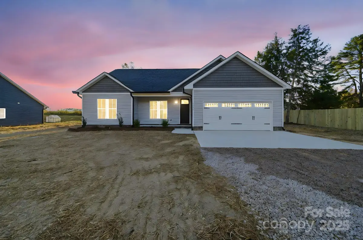 7657 Tuckaseegee Road, Kannapolis, NC 28081 - Image #1