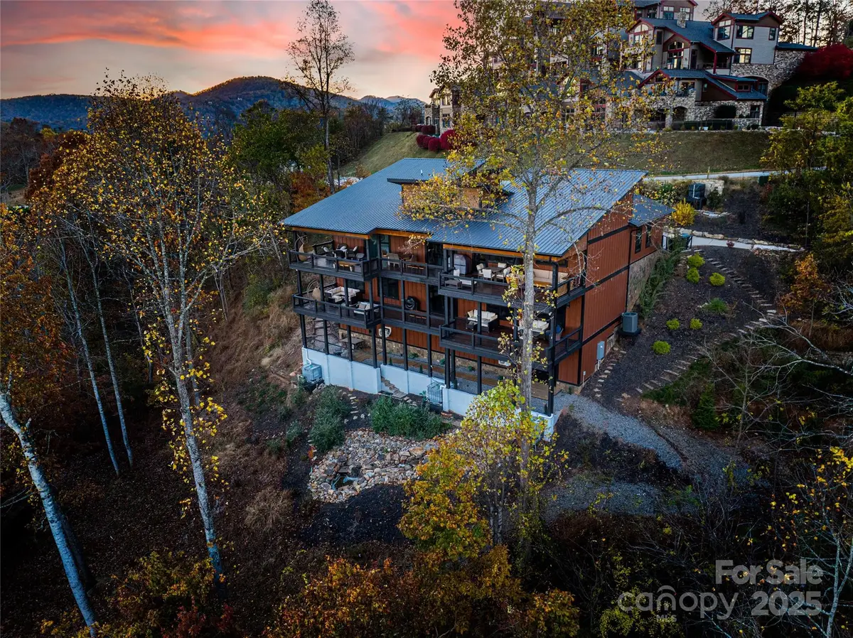 41 Ben Lippen School Road, Asheville, NC 28806 - Image #1