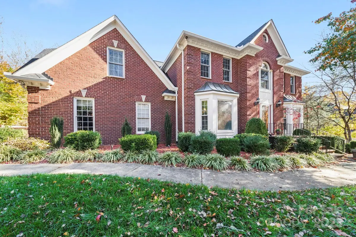 5224 Silchester Lane, Charlotte, NC 28215 - Image #1