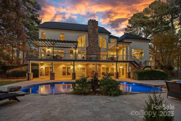 123 Stonewall Beach Lane, Mooresville, NC 28117