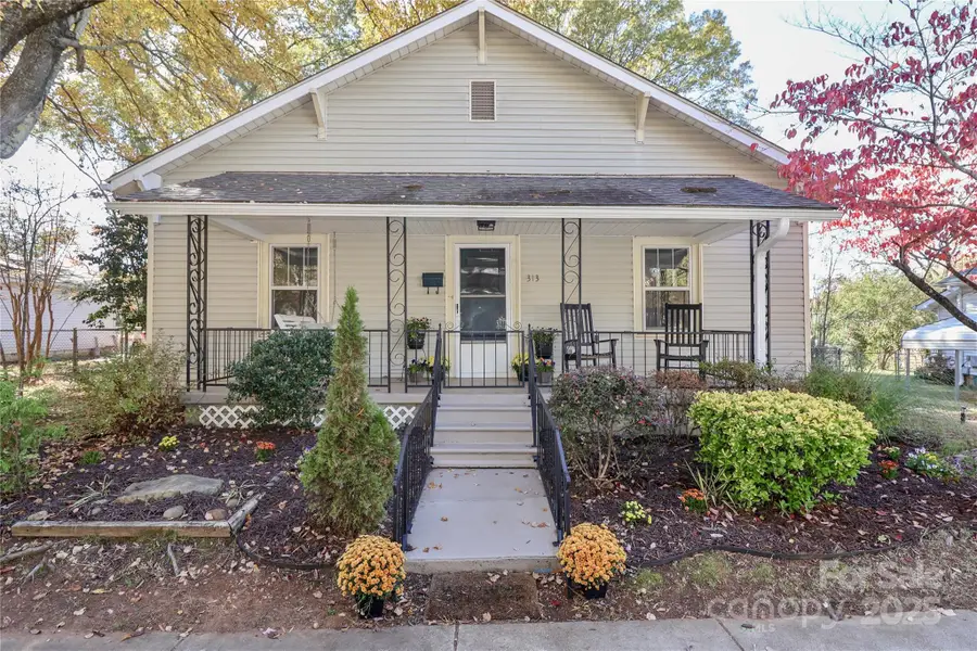 313 Dingler Avenue, Mooresville, NC 28115 - Image #2