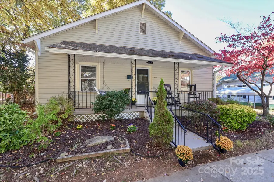 313 Dingler Avenue, Mooresville, NC 28115 - Image #3