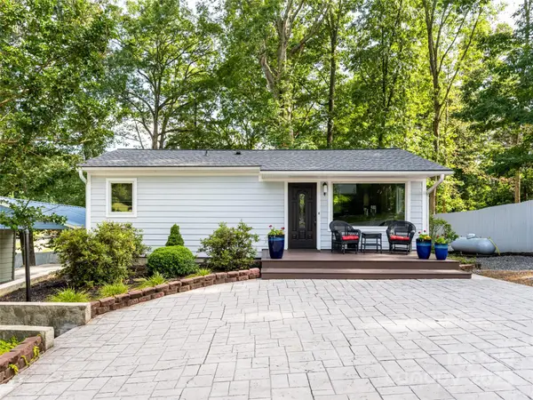 10 Freno Drive, Asheville, NC 28803