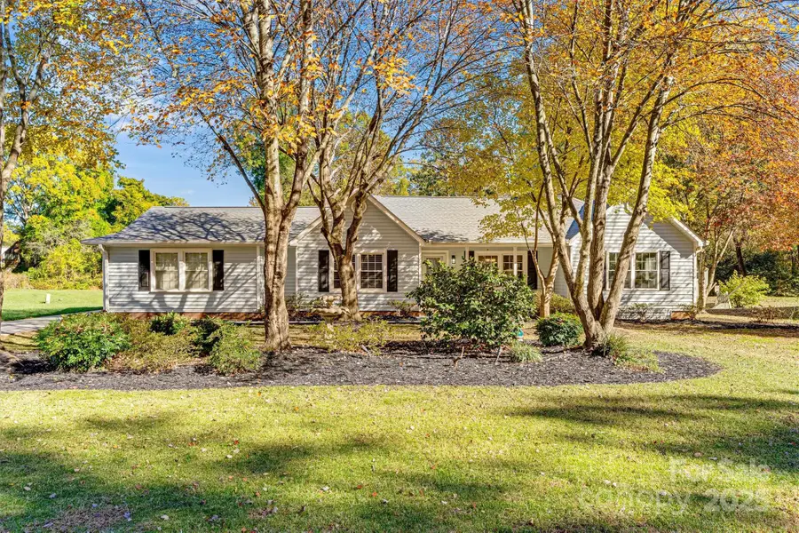 404 Southland Road, Huntersville, NC 28078 - Image #2