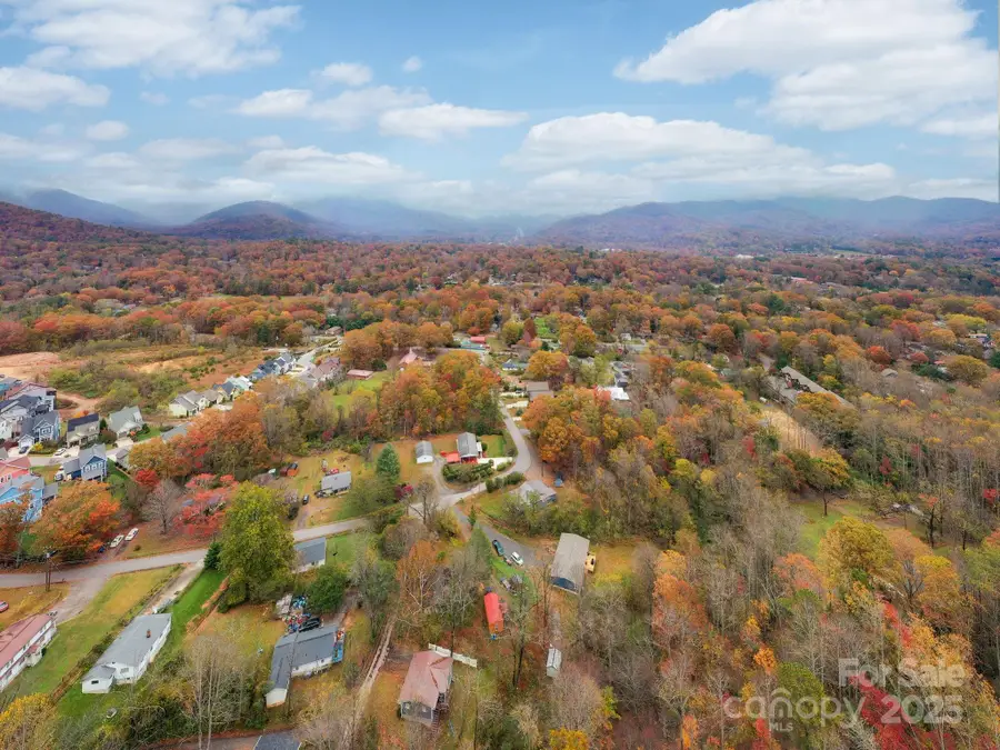 226 Mount Allen Heights, Black Mountain, NC 28711 - Image #3