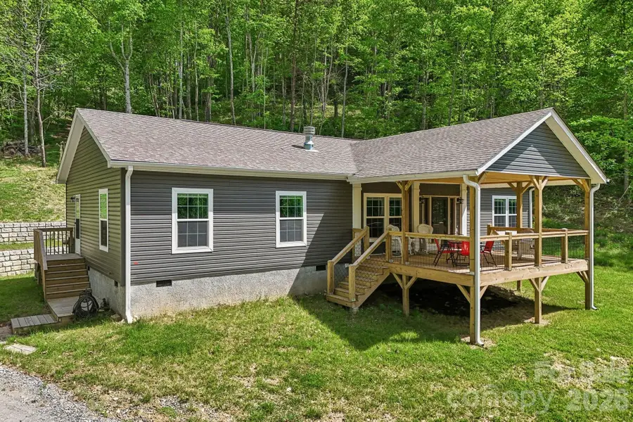 590 Willow Lane, Marshall, NC 28753 - #2
