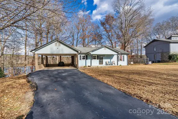 6072 Lookout Heights Drive, Claremont, NC 28610
