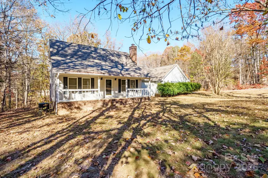 1065 Rollingwood Drive, Claremont, NC 28610 - Image #2