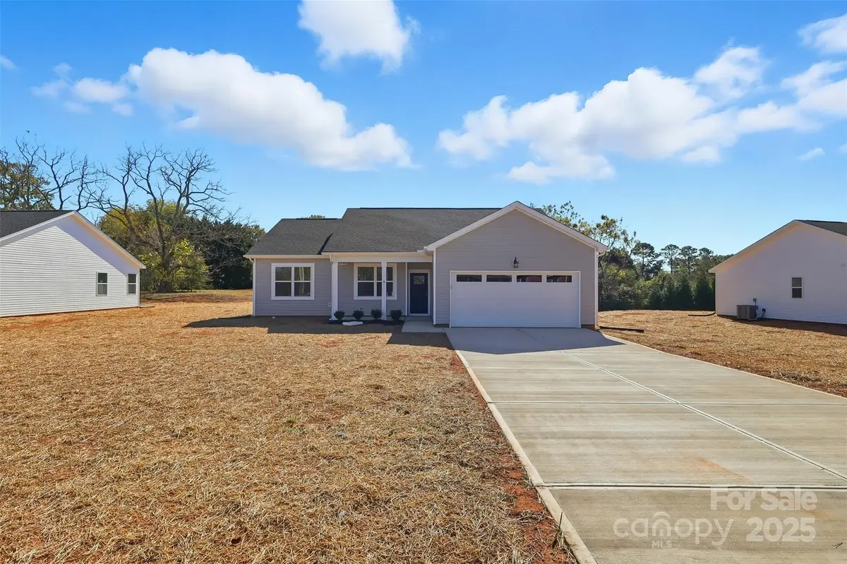 6 Colonial Avenue, Granite Falls, NC 28630 - Image #1