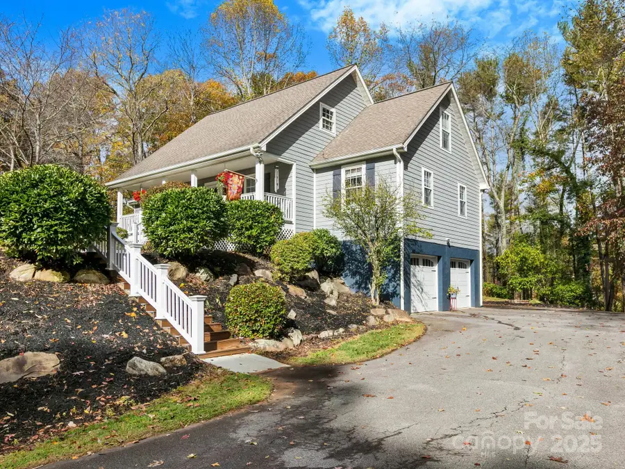 8 Alexander Chapel Drive, Asheville, NC 28804 - Image #2