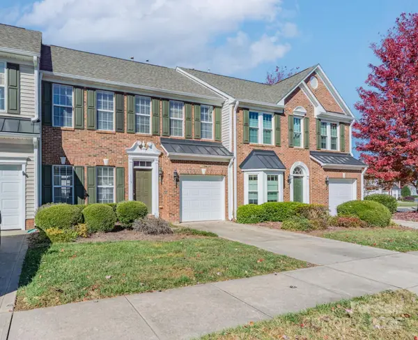 115 Autumn Falls Drive #34, Lake Wylie, SC 29710