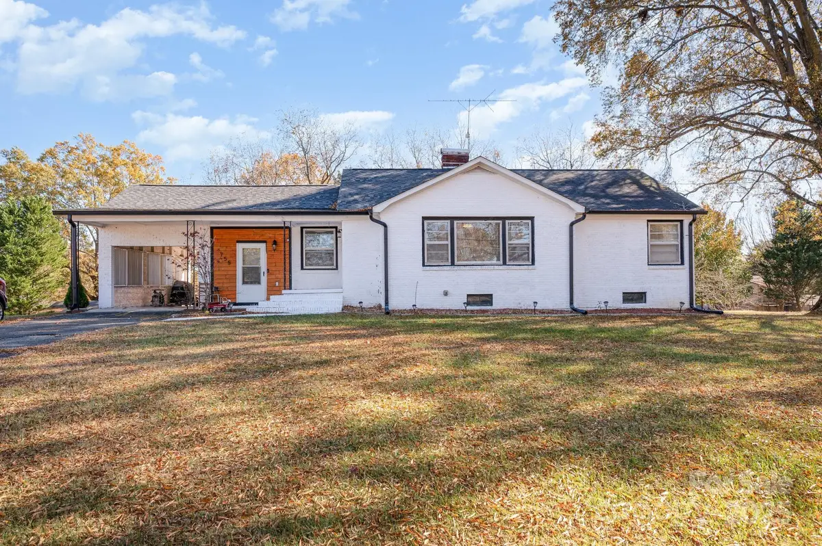 755 N Skyland Drive, Mount Pleasant, NC 28124 - Image #1