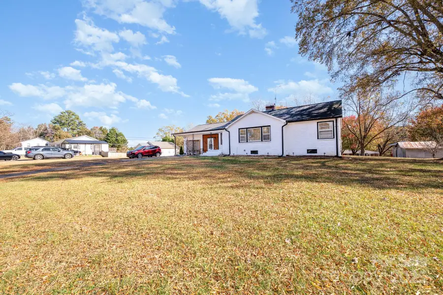 755 N Skyland Drive, Mount Pleasant, NC 28124 - Image #2