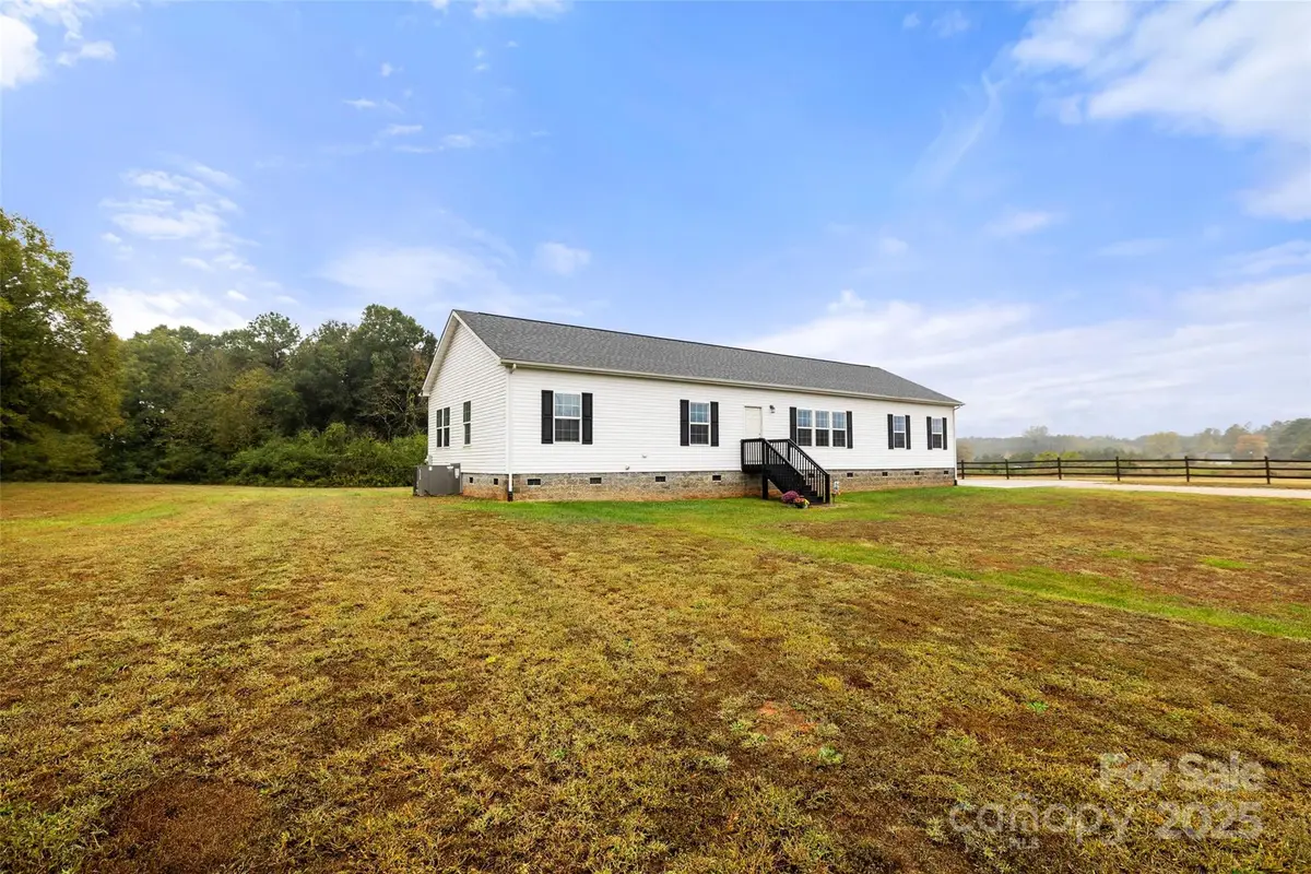 2282 Westbrook Road, Edgemoor, SC 29712 - Image #1