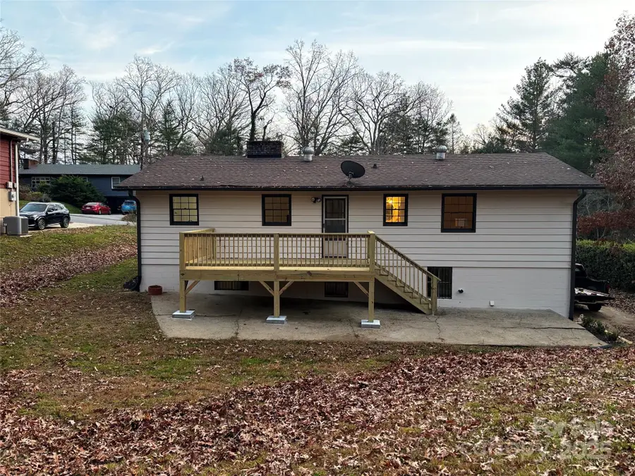 57 Rosewood Avenue, Asheville, NC 28801 - Image #2