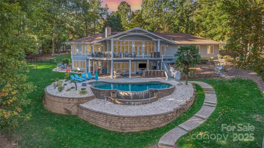 136 Lakeview Shores Loop, Mooresville, NC 28117 - Image #2