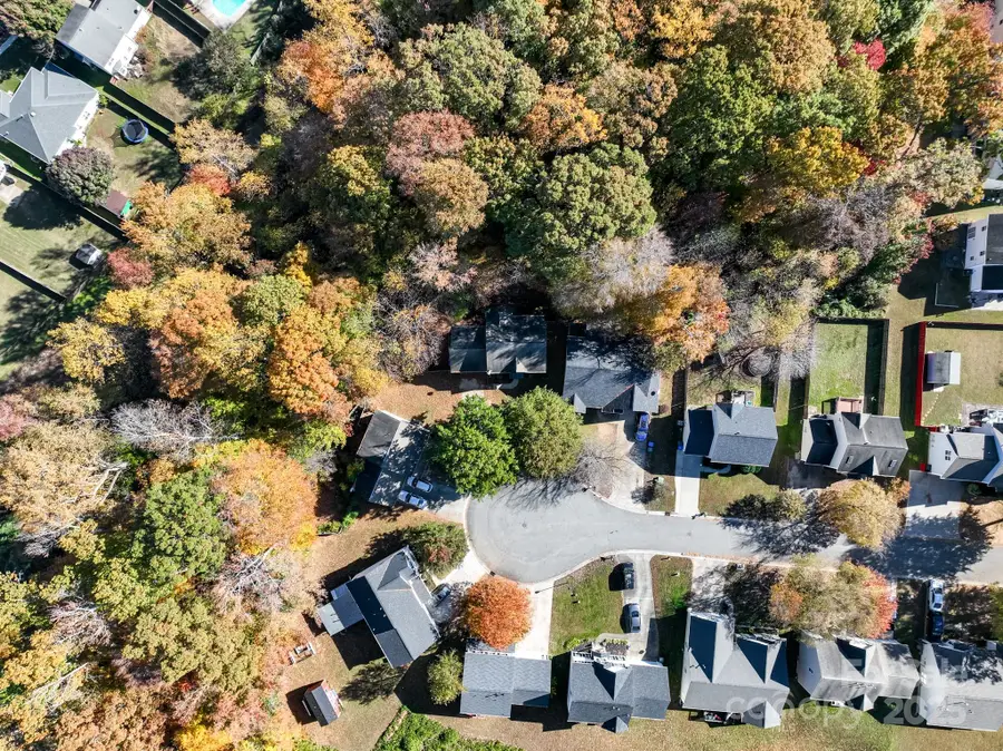 216 Devon Forest Drive, Mooresville, NC 28115 - Image #2