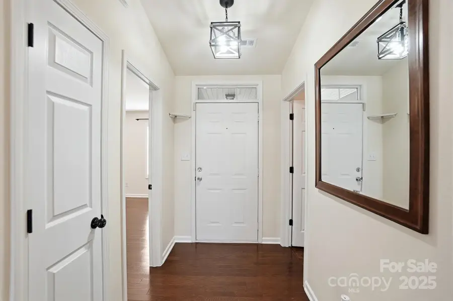10549 Glory Meadow Court, Charlotte, NC 28278 - Image #2