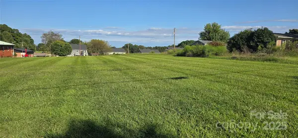 000 Grace Chapel Road, Granite Falls, NC 28630