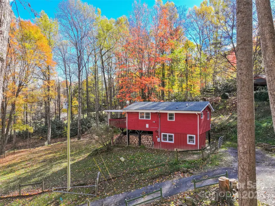 31 Windsong Drive, Waynesville, NC 28785 - Image #3