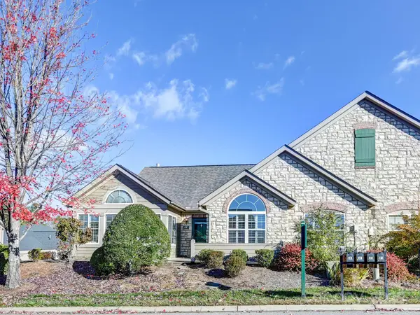 44 Braeburn Way, Flat Rock, NC 28731