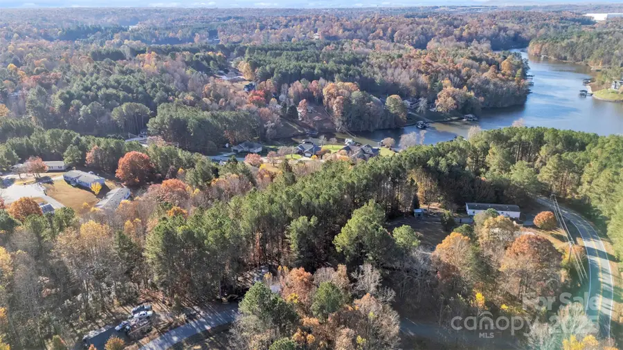 5607 Heathstead Drive, Granite Falls, NC 28630 - Image #2