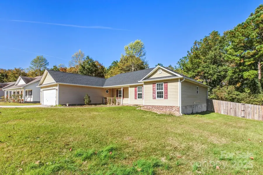 301 Brookstone Way, Jacksonville, NC 28546 - Image #3