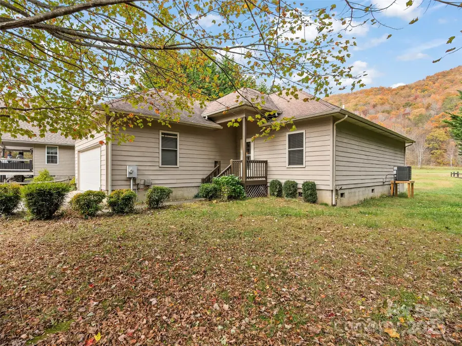 83 Indian Trace Road, Maggie Valley, NC 28751 - Image #2