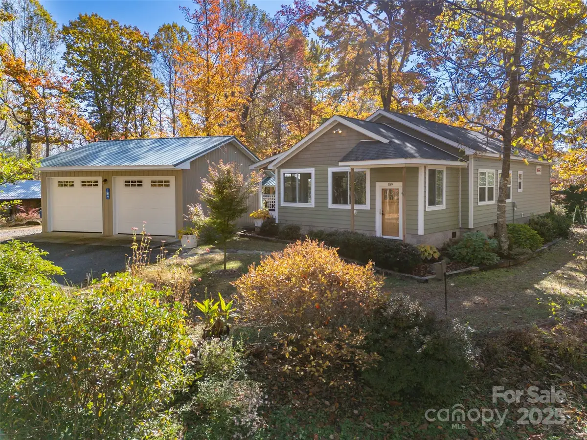 189 Friendly Circle, Saluda, NC 28773 - Image #1