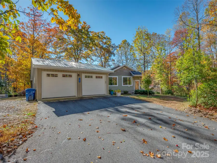 189 Friendly Circle, Saluda, NC 28773 - Image #3