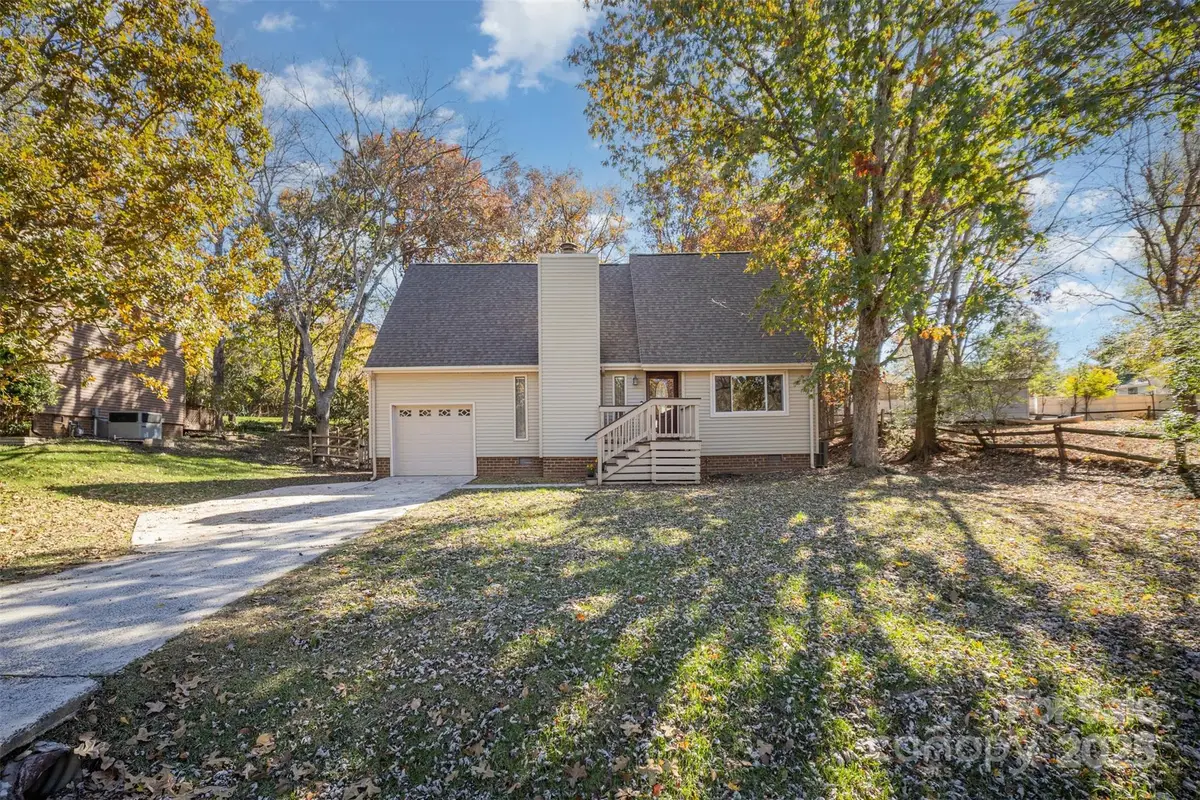 7921 Carmel Oaks Court, Charlotte, NC 28226 - Image #1