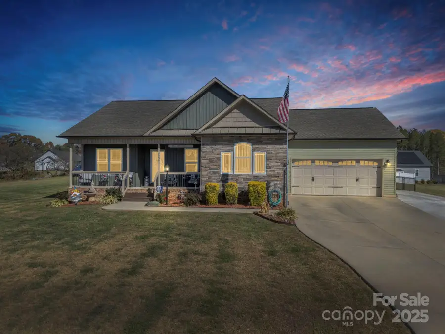 2238 Mintew Circle, Lincolnton, NC 28092 - Image #2