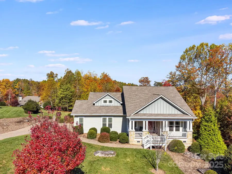 514 Monarch Road, Hendersonville, NC 28739 - Image #3