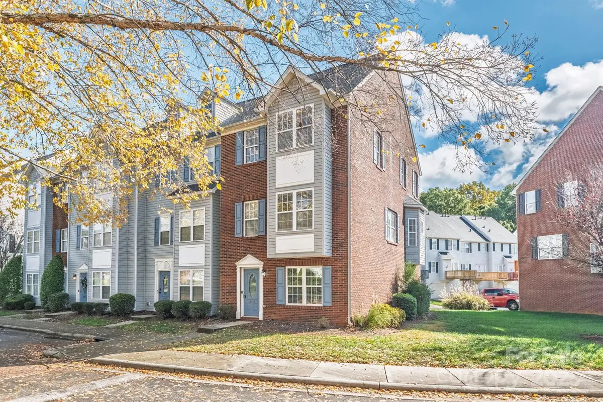 9919 Treeside Lane, Matthews, NC 28105 - Image #1