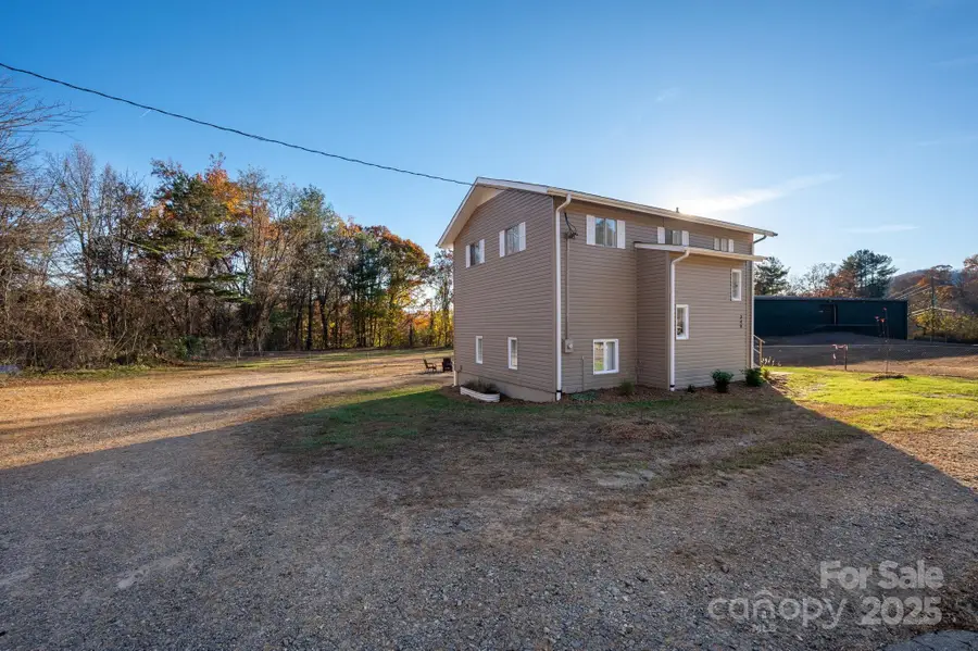 340 Dillingham Circle #1, Asheville, NC 28805 - Image #2