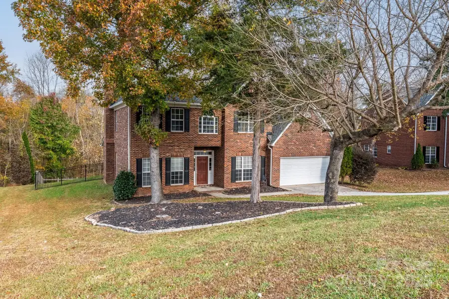 5677 Berry Ridge Drive, Harrisburg, NC 28075 - Image #2