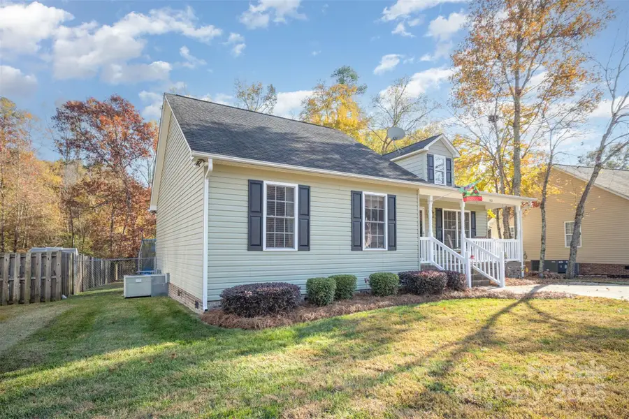 522 Kittiewake Lane, Clover, SC 29710 - Image #3