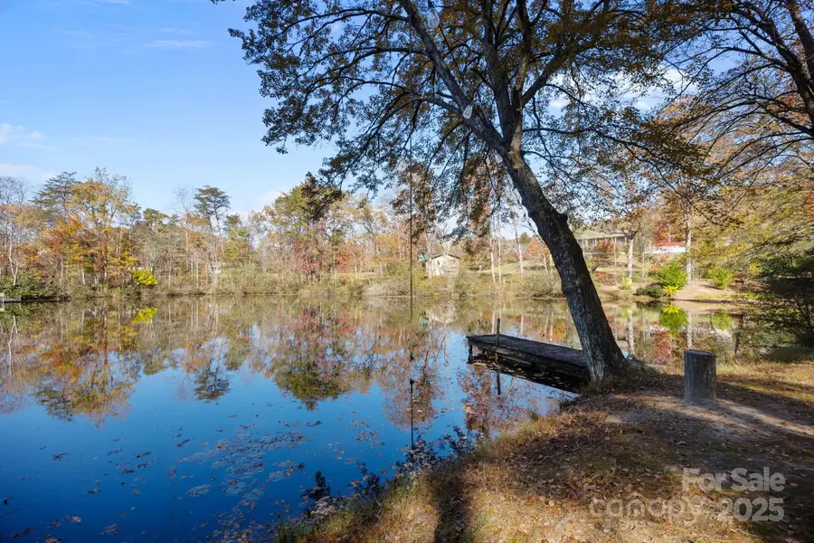 20 Country Road, Hendersonville, NC 28791 - Image #2