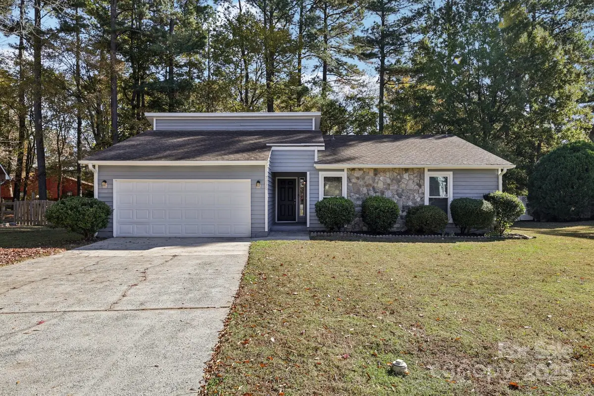 7030 Huntsmaster Drive, Charlotte, NC 28277 - Image #1