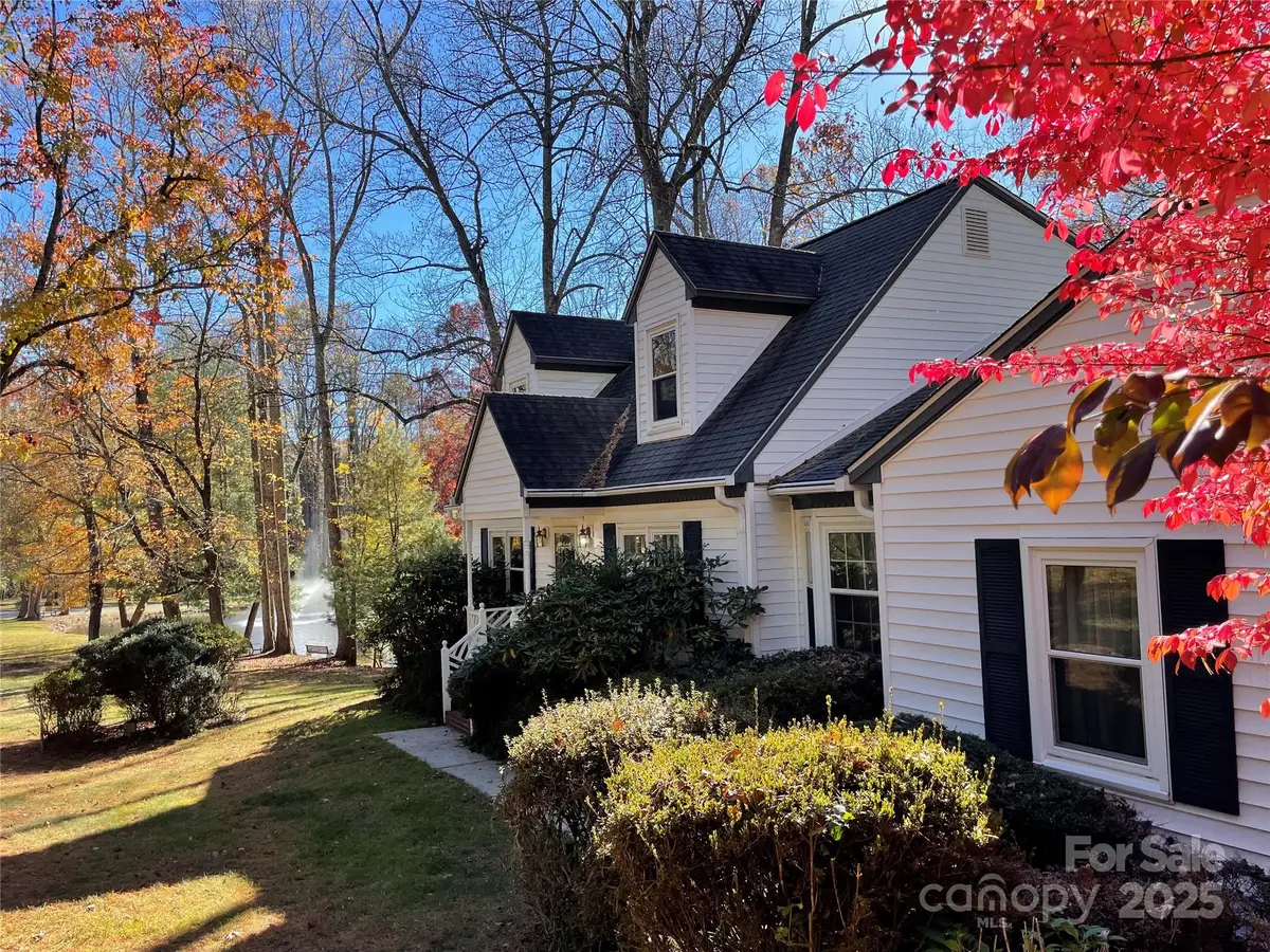 410 Hidden Woods Lane, Hendersonville, NC 28791 - Image #1