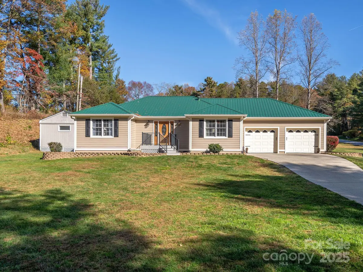201 Sean Way, Hendersonville, NC 28792 - Image #1