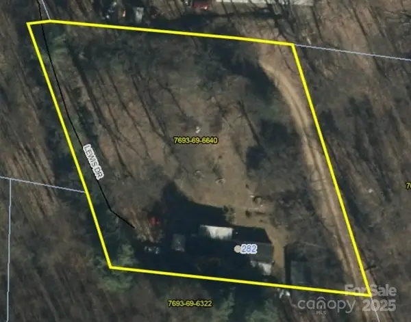 282 Lewis Drive, Waynesville, NC 28786