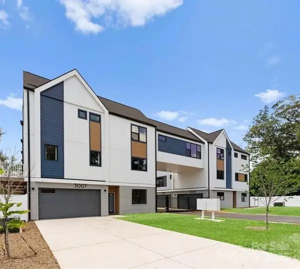 3040 Yada Lane, Charlotte, NC 28208