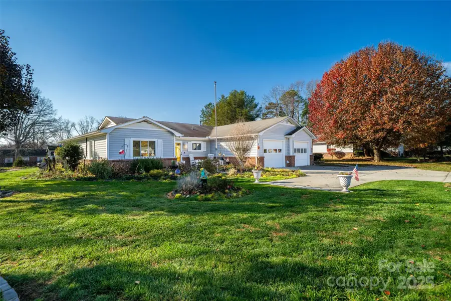 1 Wintry Drive, Hendersonville, NC 28792 - Image #3