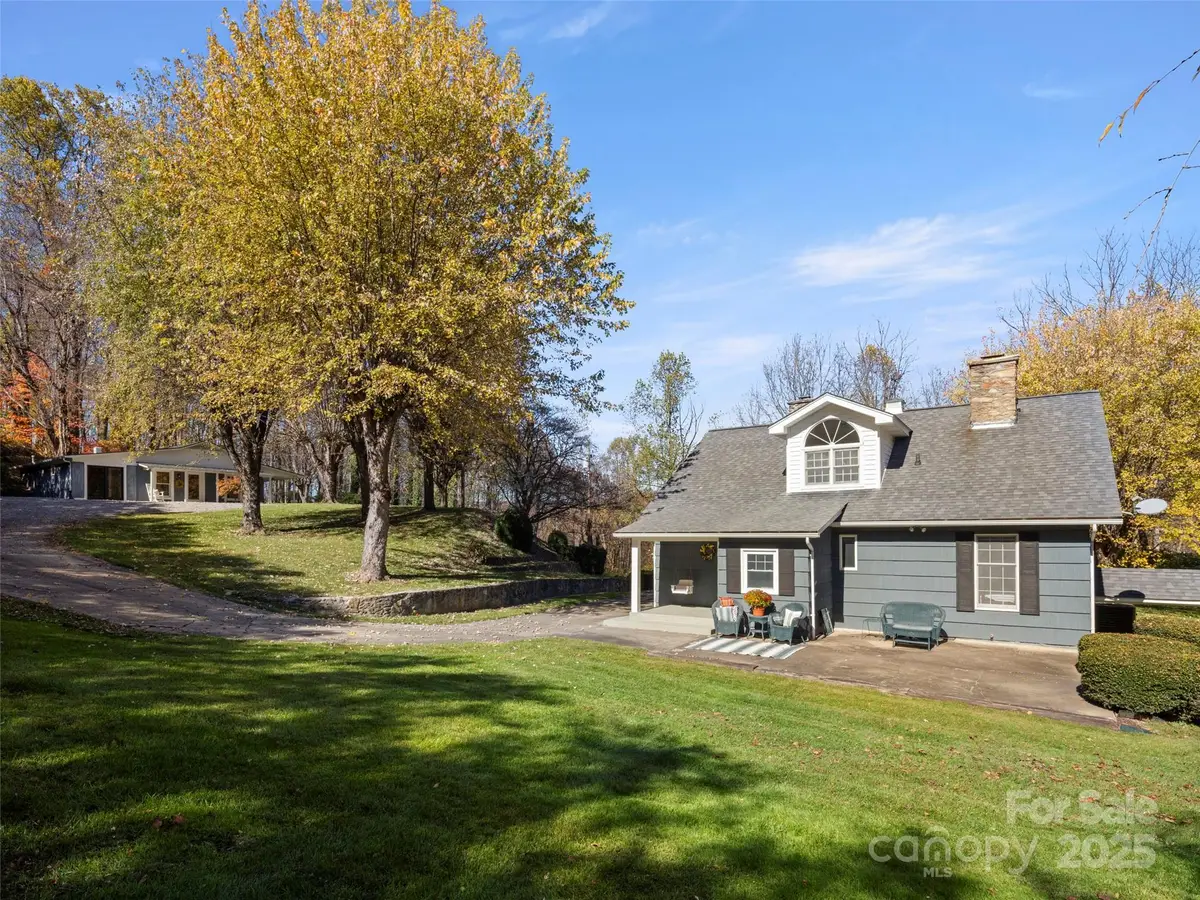 195 Nature Lane, Waynesville, NC 28786 - Image #1