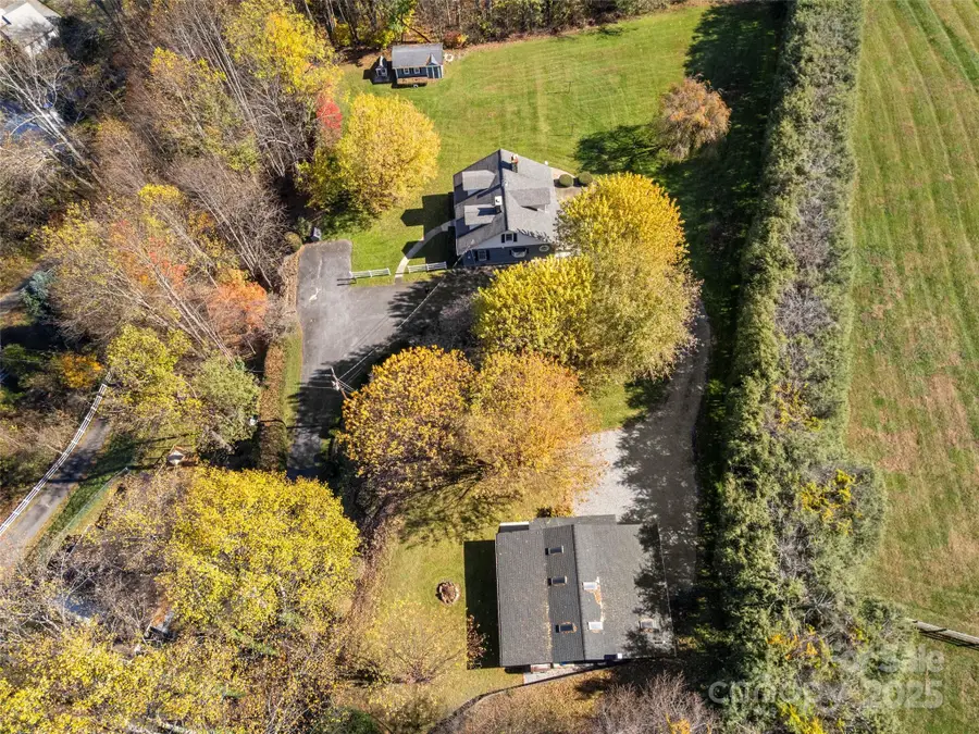 195 Nature Lane, Waynesville, NC 28786 - Image #3