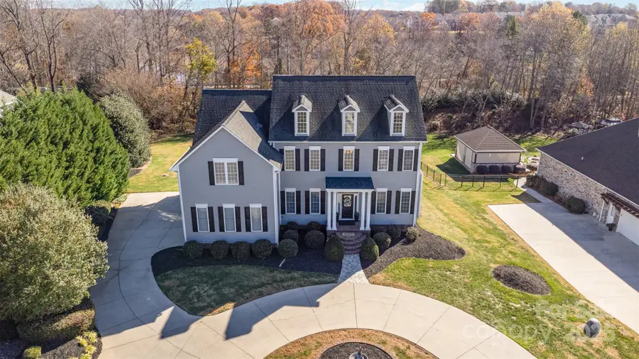 143 S Gibbs Road, Mooresville, NC 28117 - Image #2