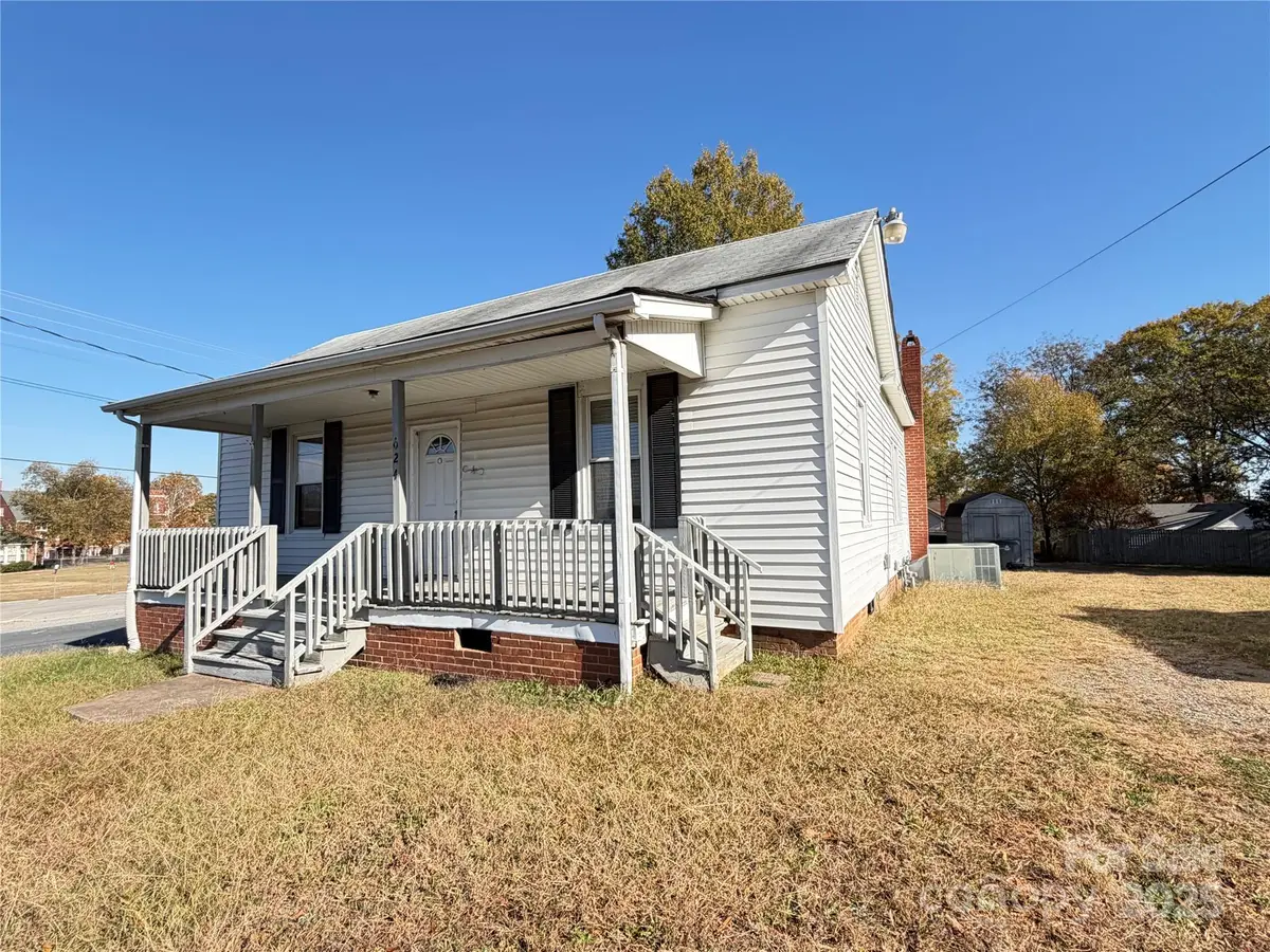 624 N Juniper Avenue, Kannapolis, NC 28081 - Image #1